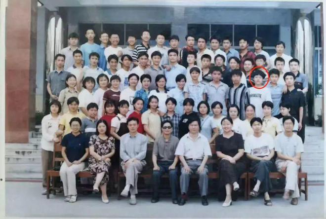九游娱乐哪吒登顶！全球第一！四川高校这些师生全程参与配音更是绝了！(图2)