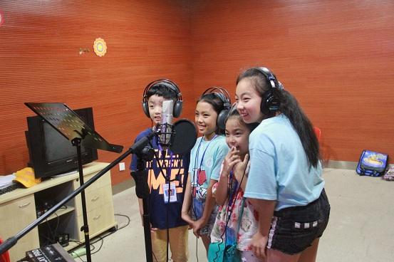 九游娱乐国外有哪些配音模式(图1)