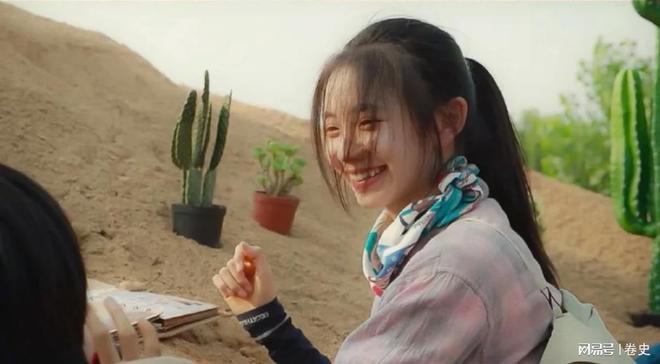 女演员长相多重要九游娱乐？看《陷入我们的热恋》中刘浩存和张昕懿就懂了(图9)