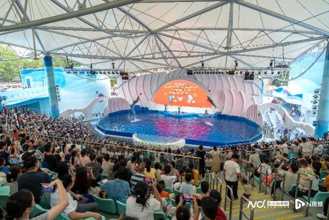 九游娱乐“中国诗词之城”广州国庆假期接待游客1738万人次(图4)