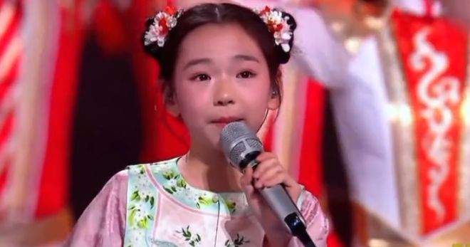 各大晚会成星二代练习场扎堆出道不九游娱乐能只靠硬捧有实力才是王道(图3)