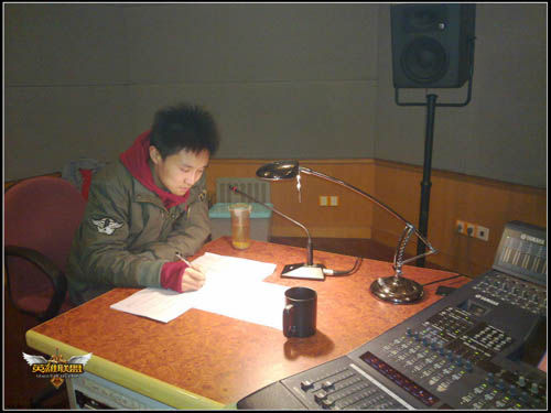 九游娱乐声优大牌云集《英雄联盟》中文配音揭秘(图1)