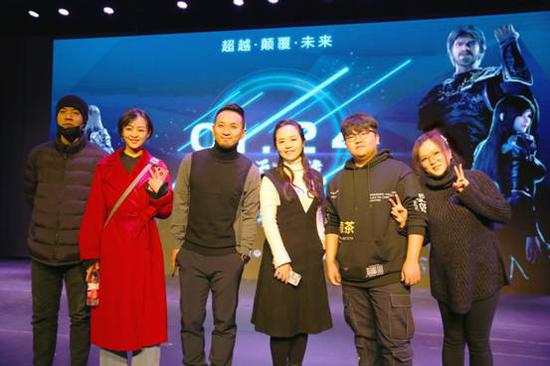 九游娱乐日本声优野泽雅子成首位文化成就者大奖得主孙悟空配音震惊业界(图1)