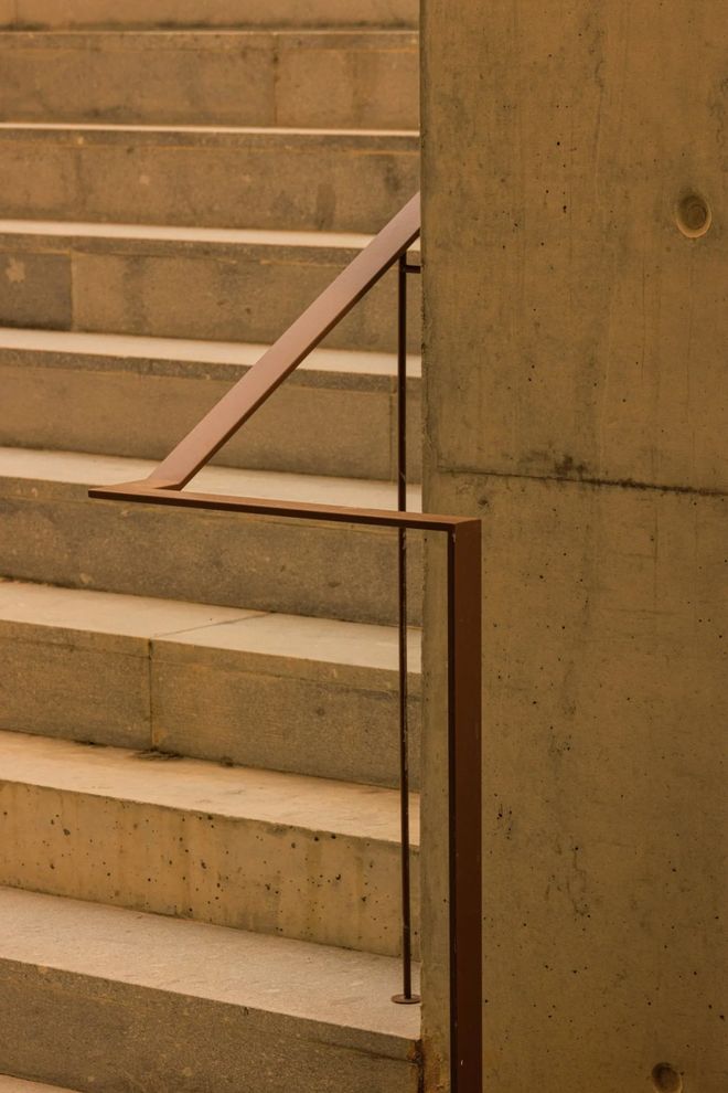 九游娱乐全阳台的四代宅混凝土交付成新样板(图5)