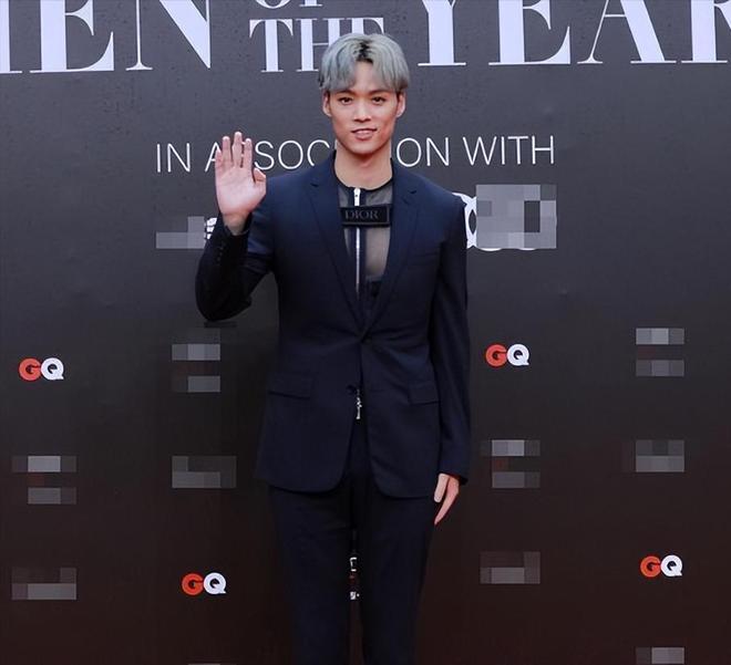 戏还没演明白就到九游娱乐处抢饭碗他们的观众缘丢的一点不冤！(图4)