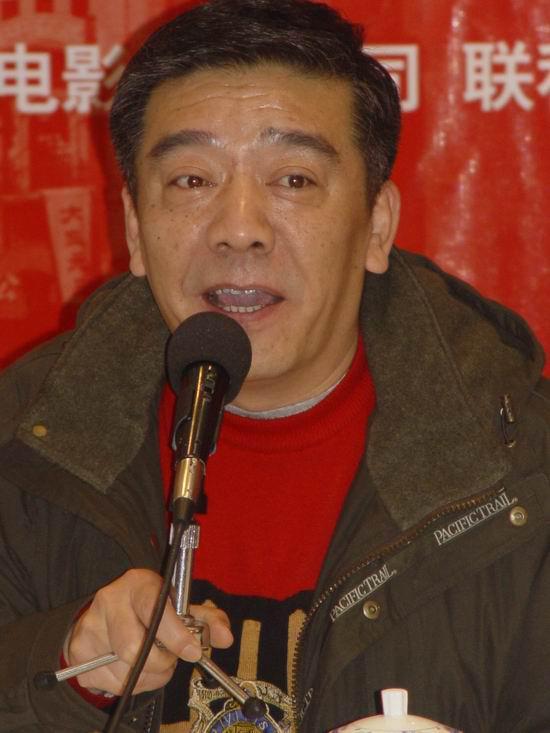 九游娱乐上海主持崔杰：娶乔奇女儿主持《相约星期六》69岁是当红演员(图4)