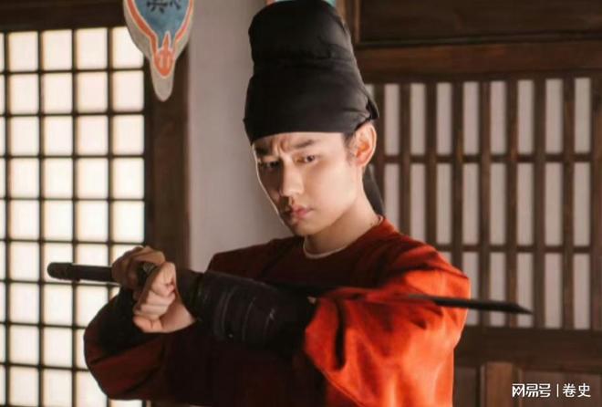 九游娱乐爸爸是国家一级演员出道15年不温不火36岁靠《四喜》终于红了(图15)