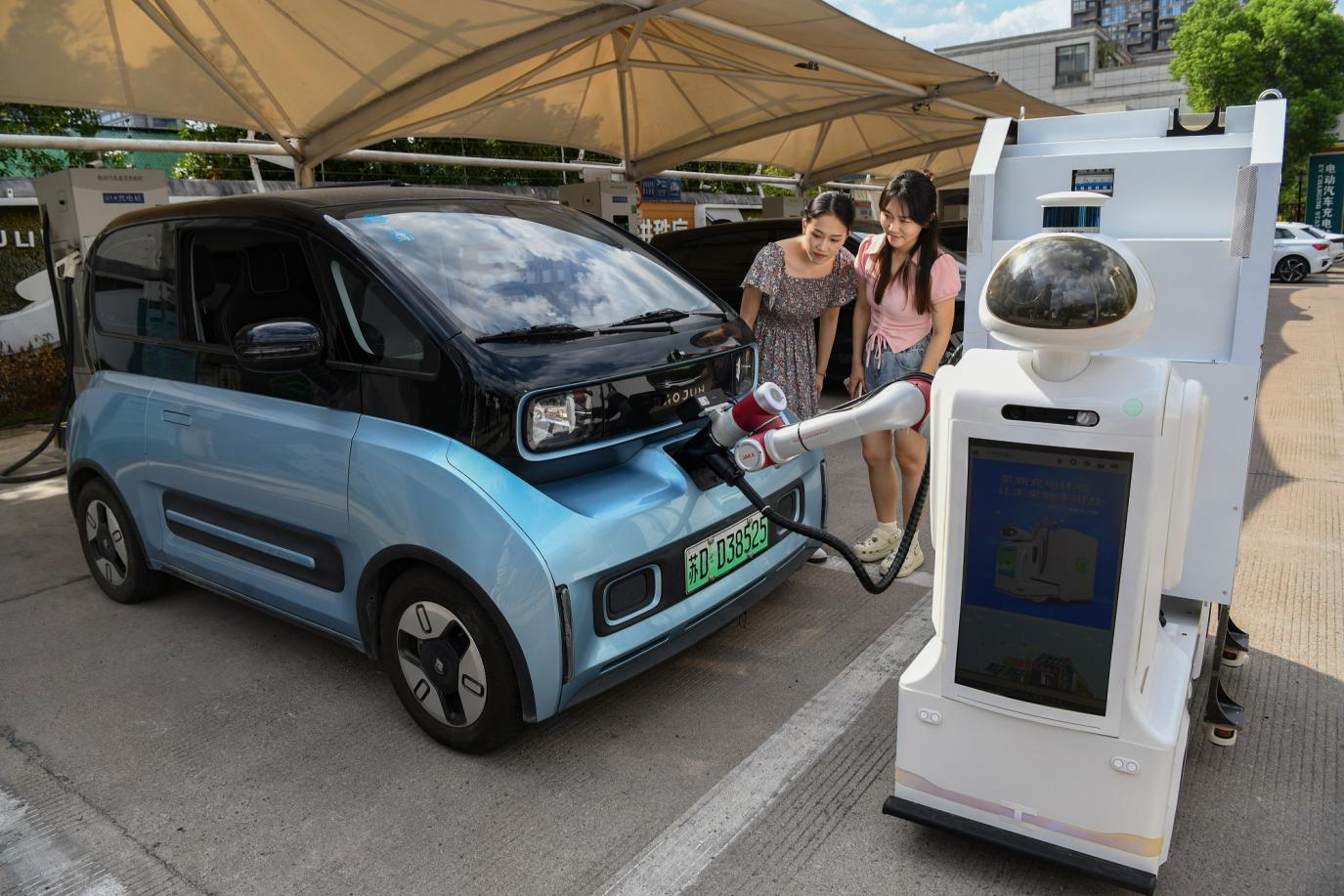 九游娱乐一线动态电靓金华赋能发展情暖万家润泽民生(图3)