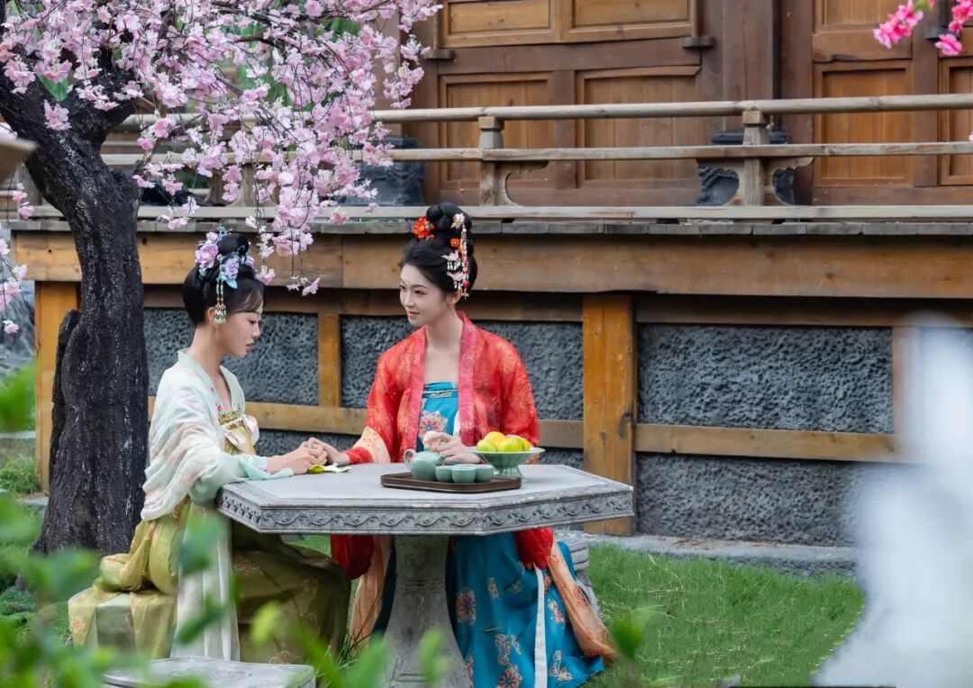 多平台霸榜、播放量超2亿！“成都高新造”短剧太九游娱乐火了(图1)