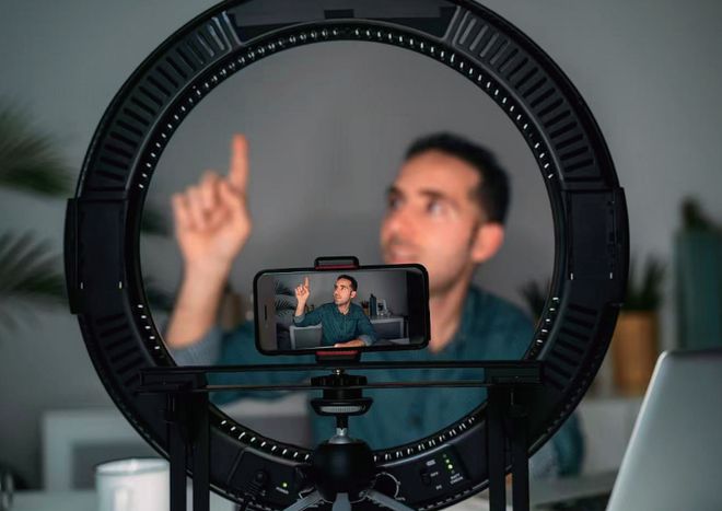 九游娱乐AI赋能视频剪辑(图1)