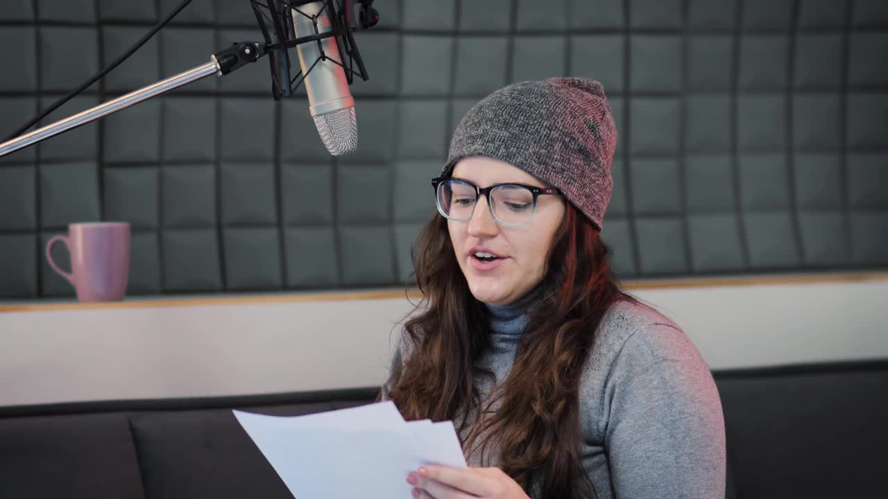 全国媒体首次！四川观察AI虚拟艺人“Una伊一”举办演唱会九游娱乐(图1)