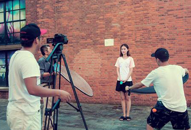 2025短剧复盘：内容九游娱乐为王主导下半场漫剧成新增长极(图1)