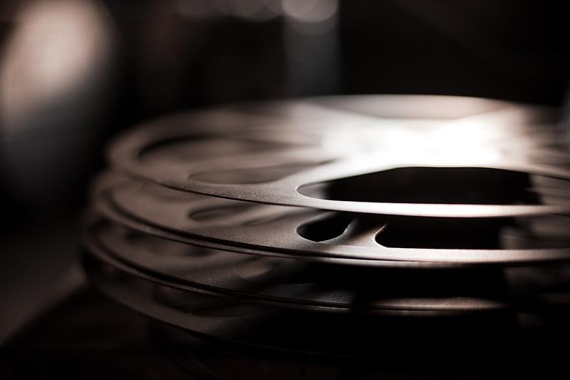 AI“魔改”国产老剧有风险 专家：存在多种侵权行为九游娱乐(图4)