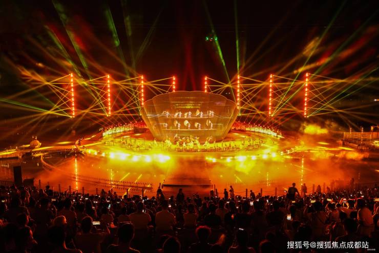 九游娱乐成都【k101广场】售楼处电话(官方认证)_春节看房预约_2月优惠活动_在售户型_房价走势(图8)