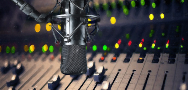 九游娱乐动画里的配音是怎么做的？动画配音的技巧(图1)