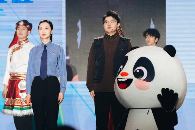 多地普法IP联动点亮 “E法同行”品牌在成都正式发布(图4)