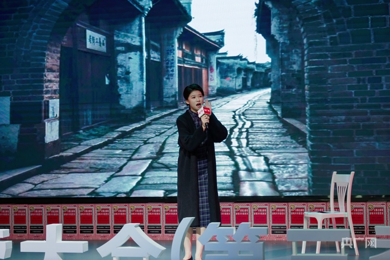 诵经典润心强实践赋能！广应科学子九游娱乐再赴“中华经典诵读大会”之约(图1)